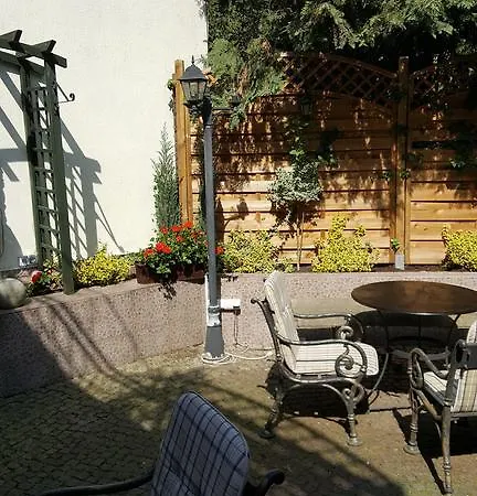 住宿加早餐酒店 Weneda 格丁尼亚